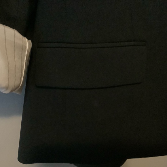 Theory Gabe B black blazer all season wool in good condition - Picture 12 of 16